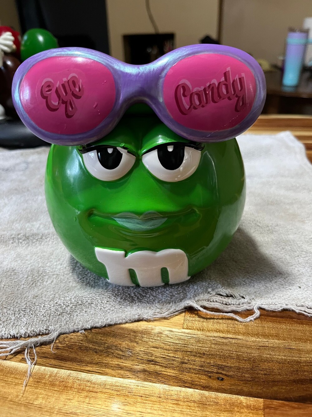 M&M's Green M&M Eye Candy Cookie Jar Ceramic Removable Lid
